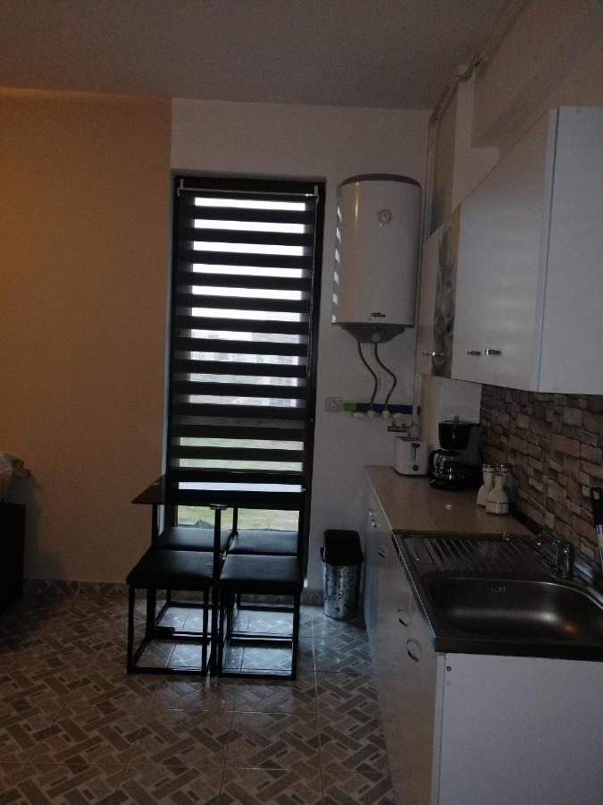 Adina Apartment Navodari Bagian luar foto